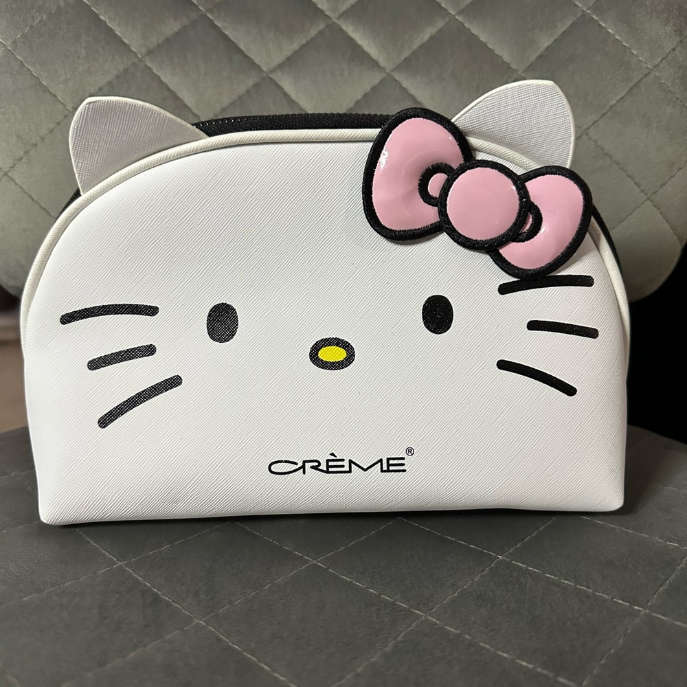 Hello Kitty Cosmetic Bag